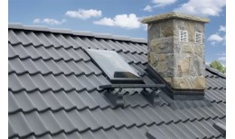 Мансардное окно-люк для выхода на крышу FAKRO WSZ