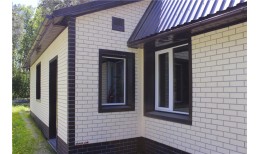 Кронштейн желоба Классика ПВХ Grand Line 120мм металлический шоколадный (RAL 8017)