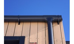 Хомут трубы Lite ПВХ Grand Line графит (RAL 7024)