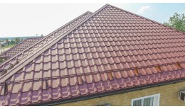 Металлочерепица камея 0,5 Satin Matt RAL 3005 красное вино