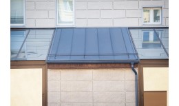 Фальц двойной стоячий Grand Line 0,5 Satin с пленкой на замках RAL 7024 мокрый асфальт