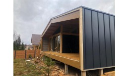 Кликфальц Pro Gofr Grand Line 0,45 PE с пленкой на замках RAL 7024 мокрый асфальт