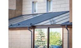 Фальц двойной стоячий Line Grand Line 0,5 Satin Matt с пленкой на замках RAL 7016 антрацитово-серый