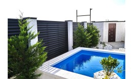 Нащельник (для калиток и ворот) 25х35 жалюзи Milan, Tokyo, Palermo 0,5 PurLite Matt с пленкой RAL 9005 черный (L2,5)