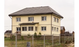 Угол желоба внутренний Grand Line 135 гр 150 мм RAL 8017 шоколад